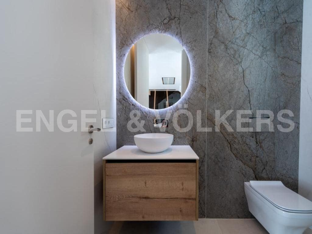 3 soverom Leilighet til salgs i Benidorm med svømmebasseng garasje - € 1 650 000 (Ref: 8886931)