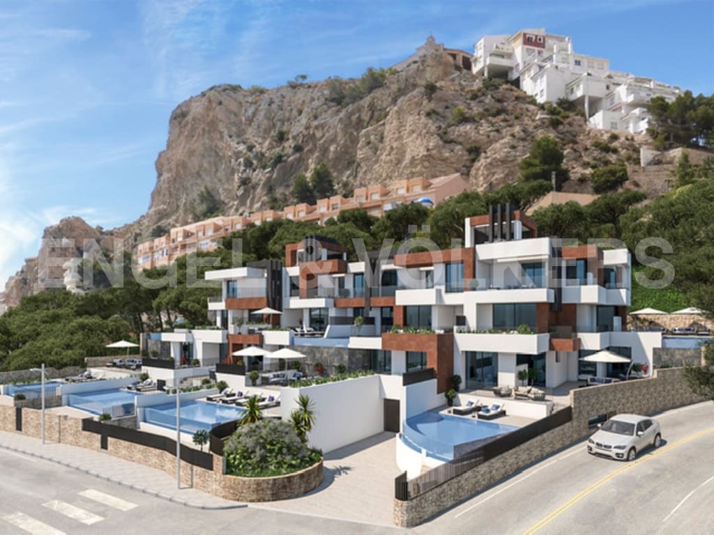 3 soverom Leilighet til salgs i Benidorm med svømmebasseng garasje - € 1 650 000 (Ref: 8886931)