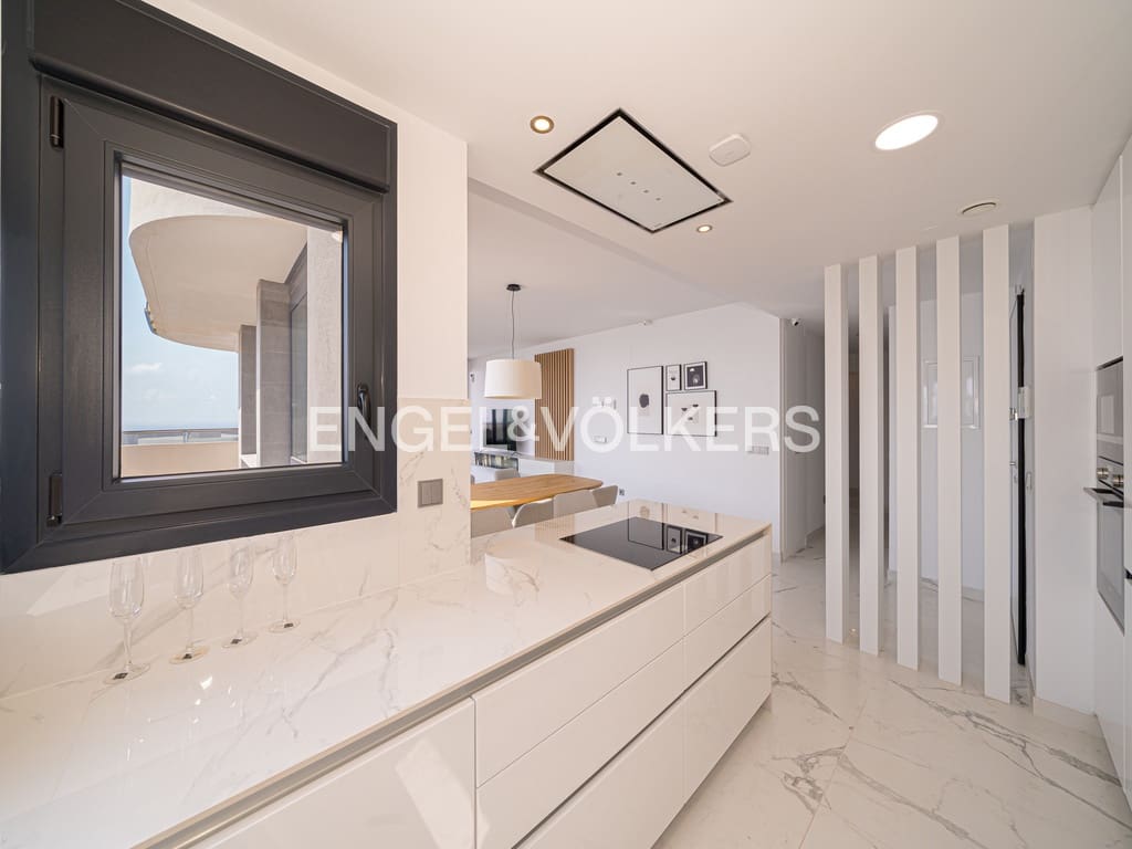 3 soveværelse Penthouse til salg i Benidorm med swimmingpool garage - € 1.495.000 (Ref: 8887084)