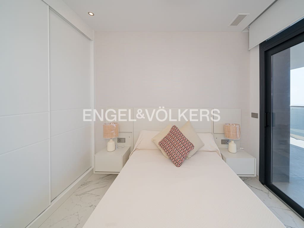 3 soveværelse Penthouse til salg i Benidorm med swimmingpool garage - € 1.495.000 (Ref: 8887084)