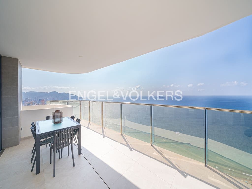 3 soveværelse Penthouse til salg i Benidorm med swimmingpool garage - € 1.495.000 (Ref: 8887084)
