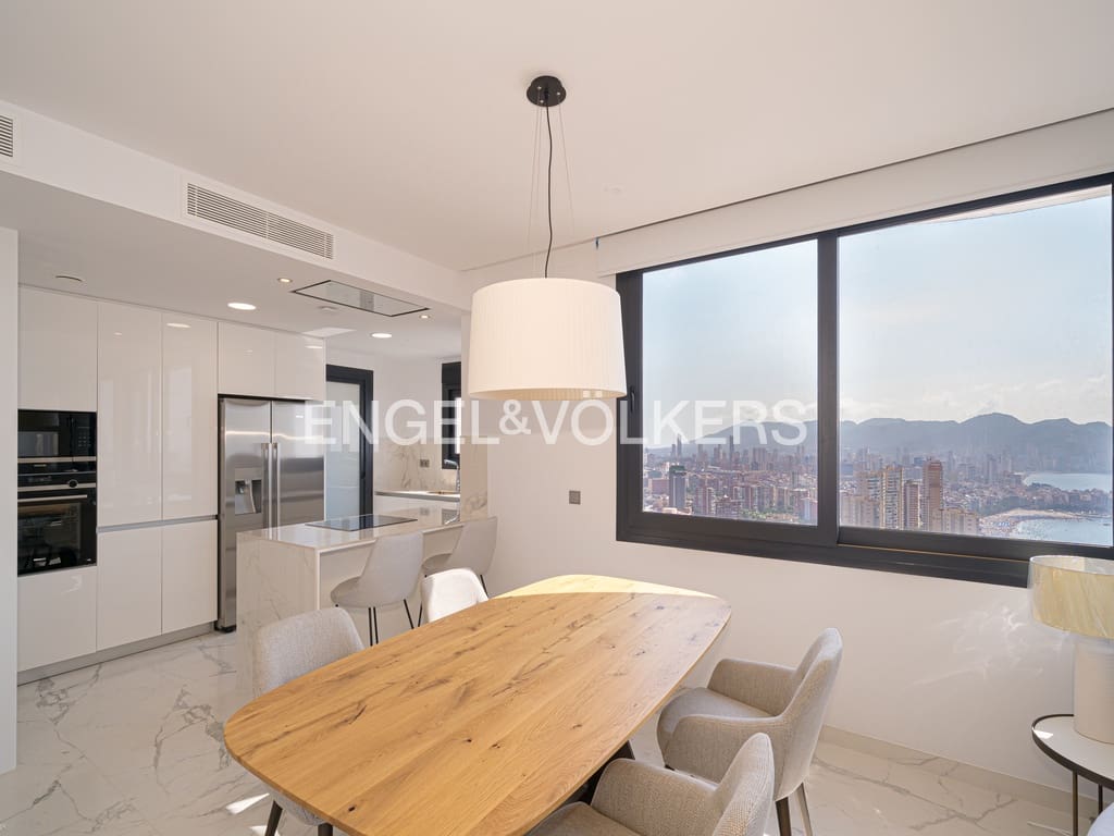 3 soveværelse Penthouse til salg i Benidorm med swimmingpool garage - € 1.495.000 (Ref: 8887084)