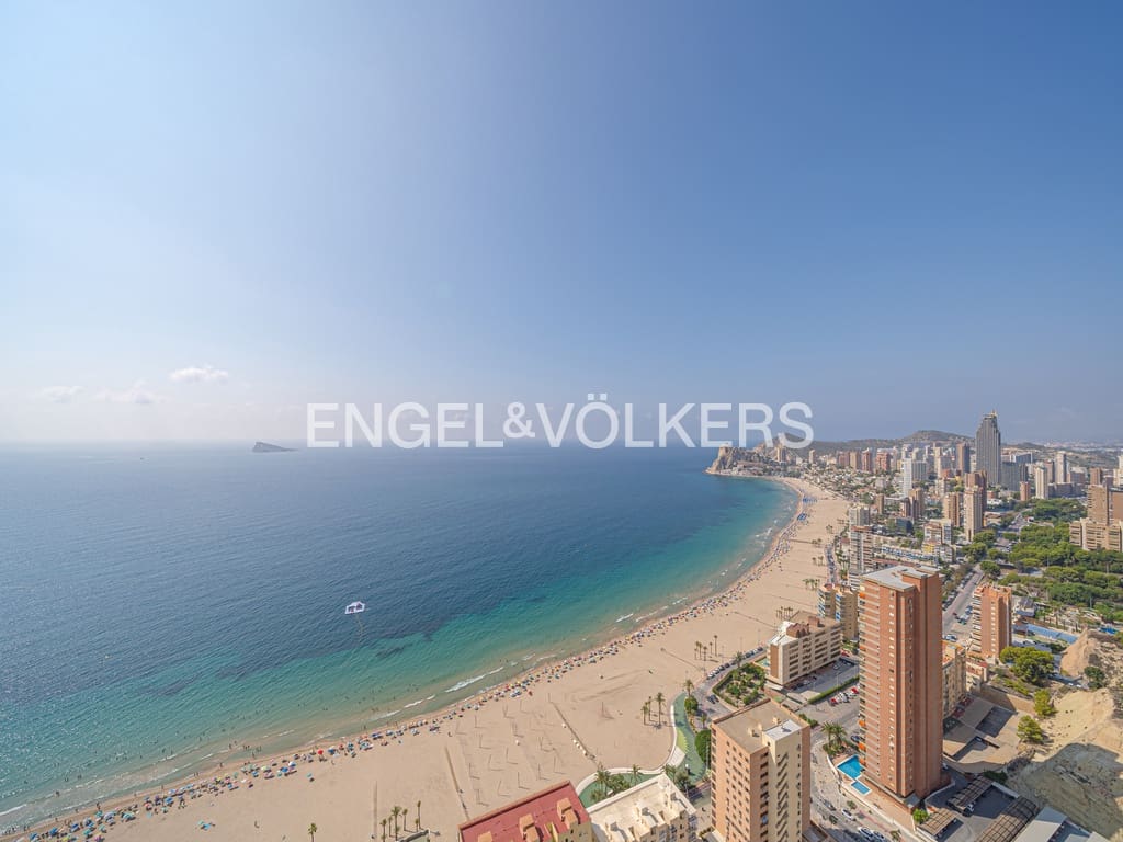 3 soveværelse Penthouse til salg i Benidorm med swimmingpool garage - € 1.495.000 (Ref: 8887084)