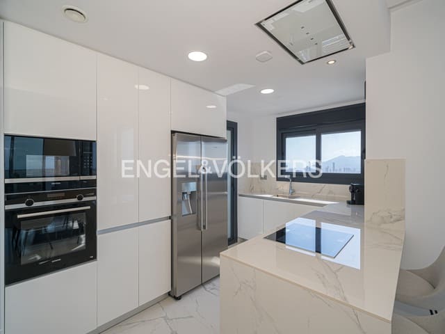 3 soveværelse Penthouse til salg i Benidorm med swimmingpool garage - € 1.495.000 (Ref: 8887084)