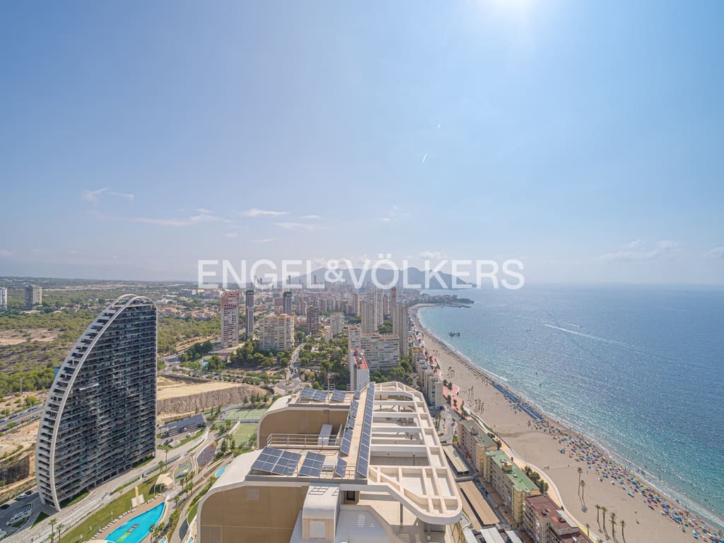 3 soveværelse Penthouse til salg i Benidorm med swimmingpool garage - € 1.495.000 (Ref: 8887084)
