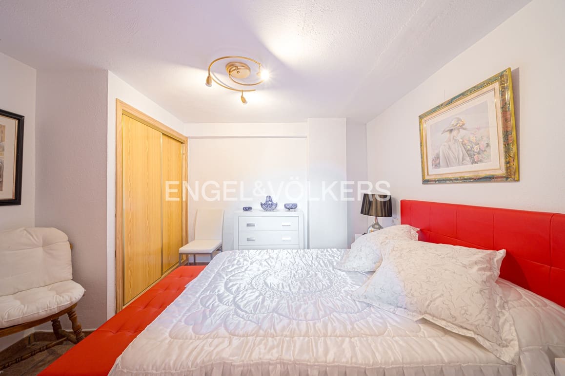 8 slaapkamer Villa te koop in Alfaz del Pi / L'Alfas del Pi met zwembad garage - € 1.200.000 (Ref: 8905755)