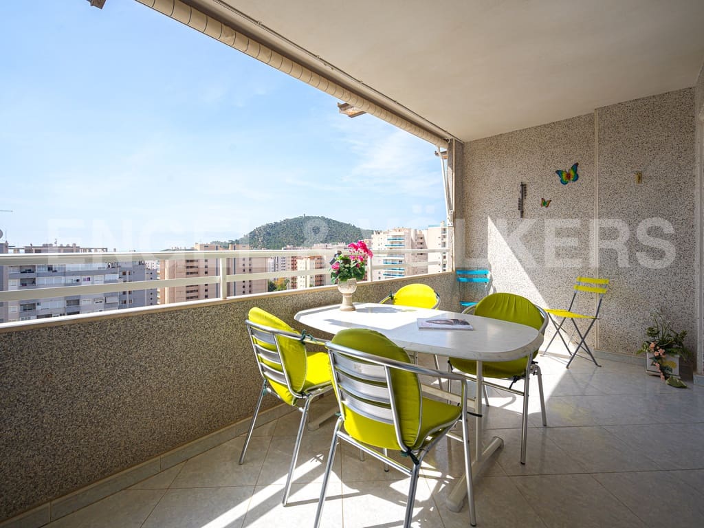 2 soveværelse Penthouse til salg i Cala de Finestrat med swimmingpool garage - € 390.000 (Ref: 8918352)