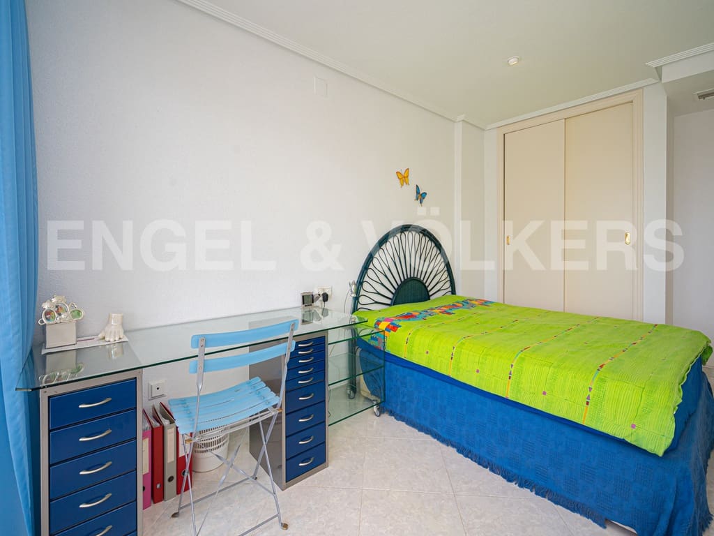 2 soveværelse Penthouse til salg i Cala de Finestrat med swimmingpool garage - € 390.000 (Ref: 8918352)