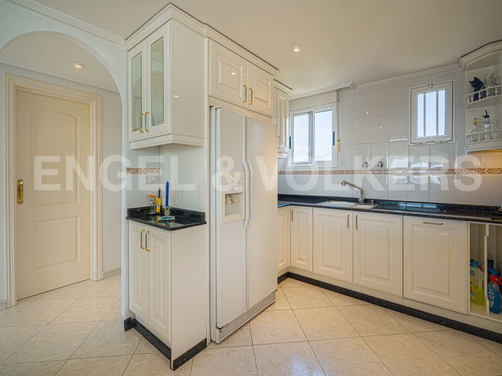 2 soveværelse Penthouse til salg i Cala de Finestrat med swimmingpool garage - € 390.000 (Ref: 8918352)