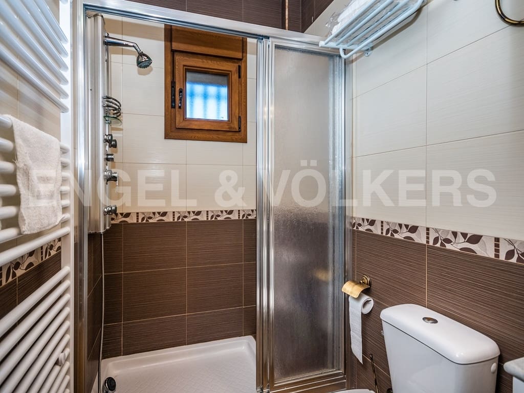 21 soveværelse Finca/Landehus til salg i Nerpio med swimmingpool garage - € 6.500.000 (Ref: 8920036)