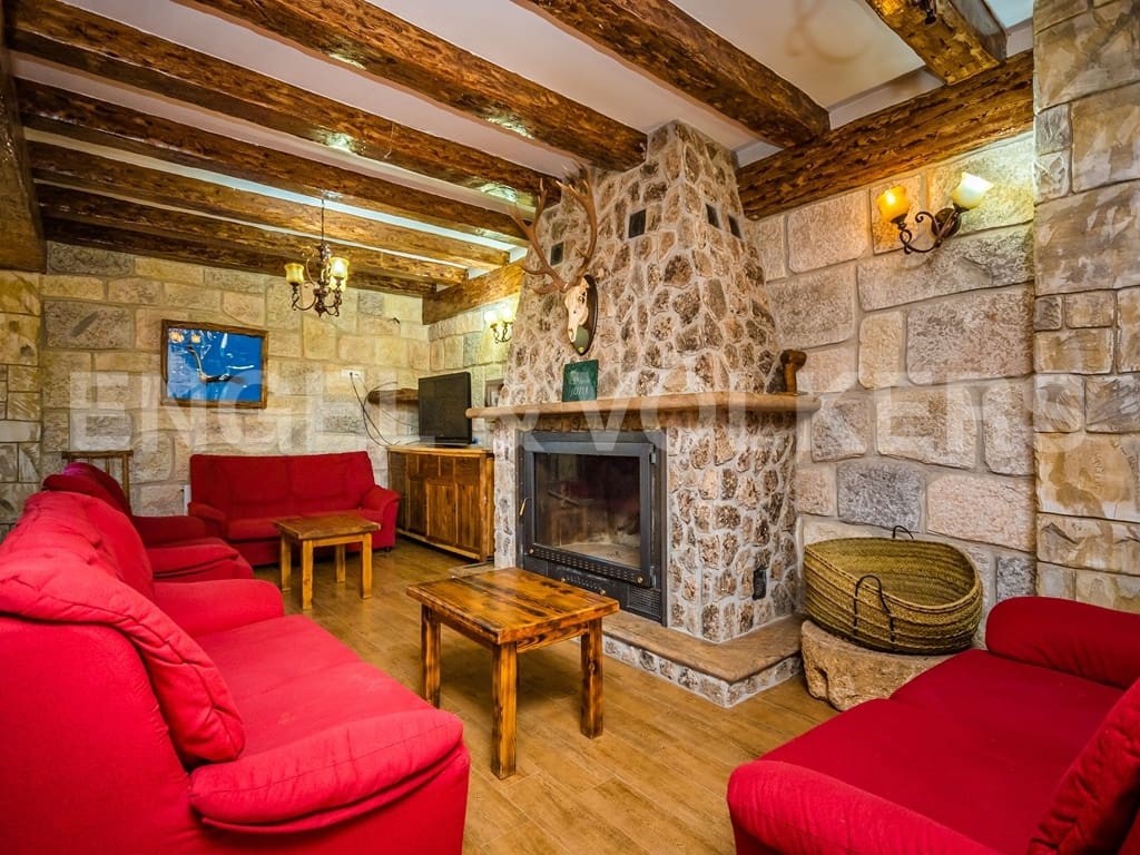 21 soveværelse Finca/Landehus til salg i Nerpio med swimmingpool garage - € 6.500.000 (Ref: 8920036)