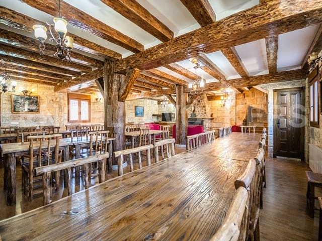 21 slaapkamer Finca/Landhuis te koop in Nerpio met zwembad garage - € 6.500.000 (Ref: 8920036)