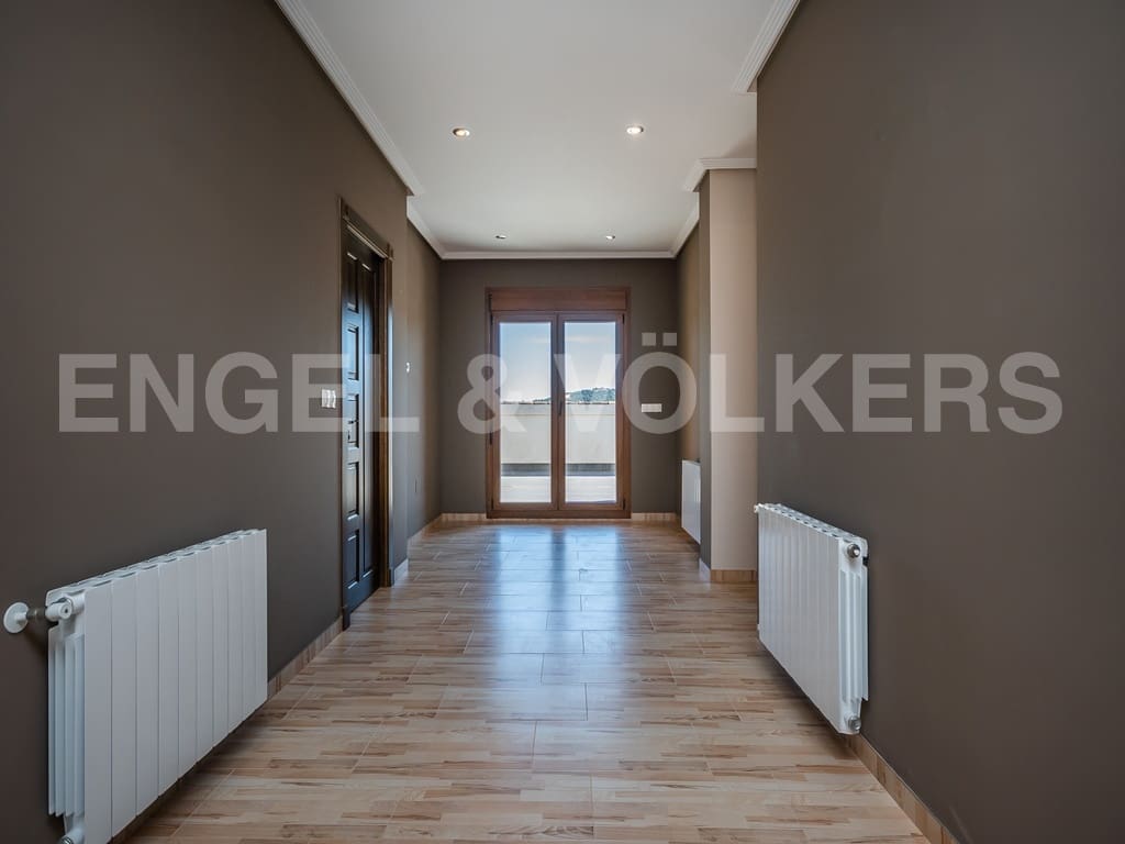 21 soveværelse Finca/Landehus til salg i Nerpio med swimmingpool garage - € 6.500.000 (Ref: 8920036)