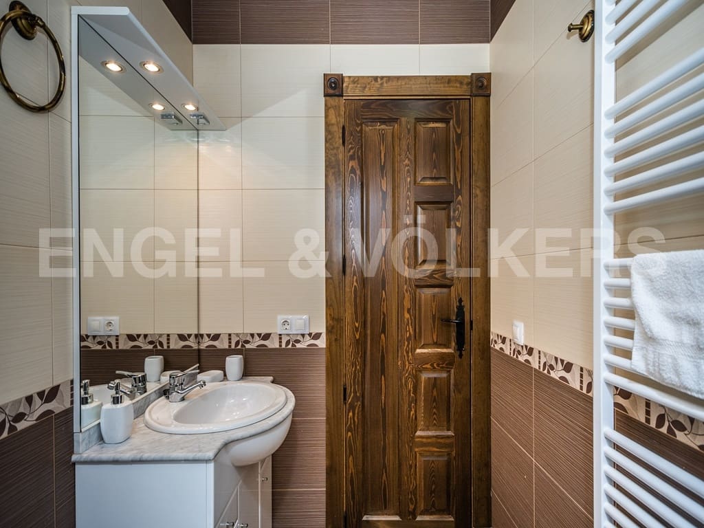 21 soveværelse Finca/Landehus til salg i Nerpio med swimmingpool garage - € 6.500.000 (Ref: 8920036)