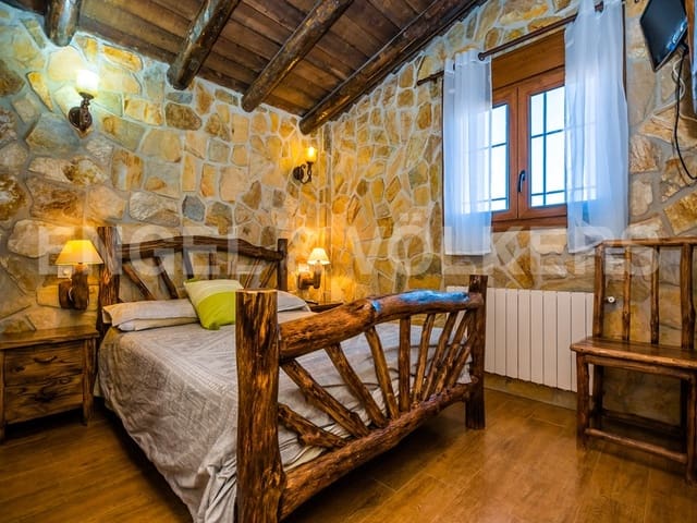 21 slaapkamer Finca/Landhuis te koop in Nerpio met zwembad garage - € 6.500.000 (Ref: 8920036)