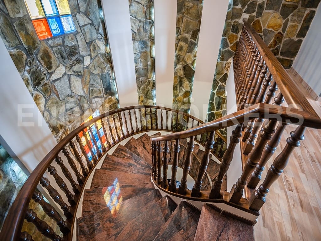 21 soveværelse Finca/Landehus til salg i Nerpio med swimmingpool garage - € 6.500.000 (Ref: 8920036)