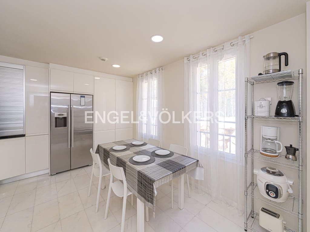 4 camera da letto Villa in vendita in Finestrat con piscina garage - 810.000 € (Rif: 8933353)