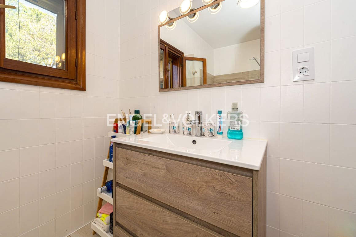 4 sovrum Villa till salu i La Nucia med pool garage - 995 000 € (Ref: 8949239)