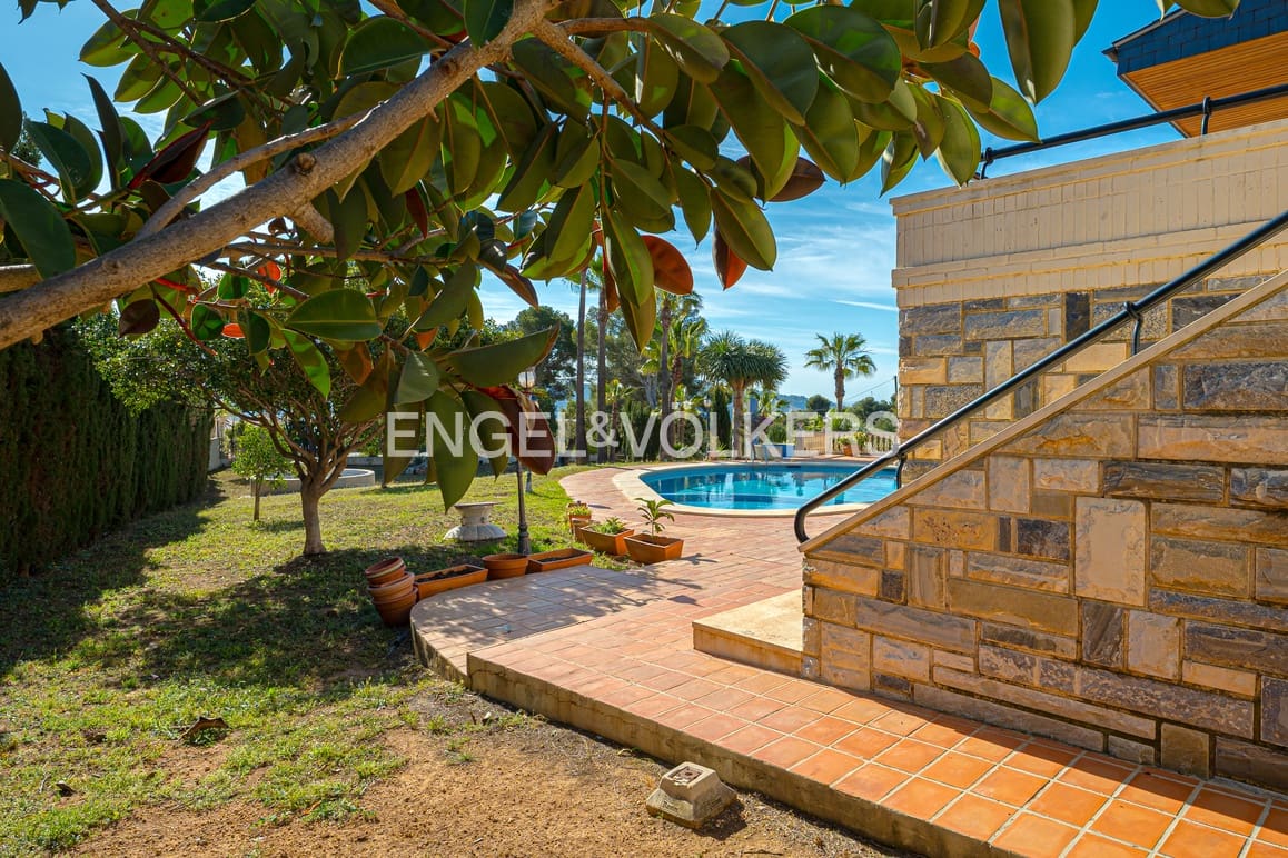 4 sovrum Villa till salu i La Nucia med pool garage - 995 000 € (Ref: 8949239)