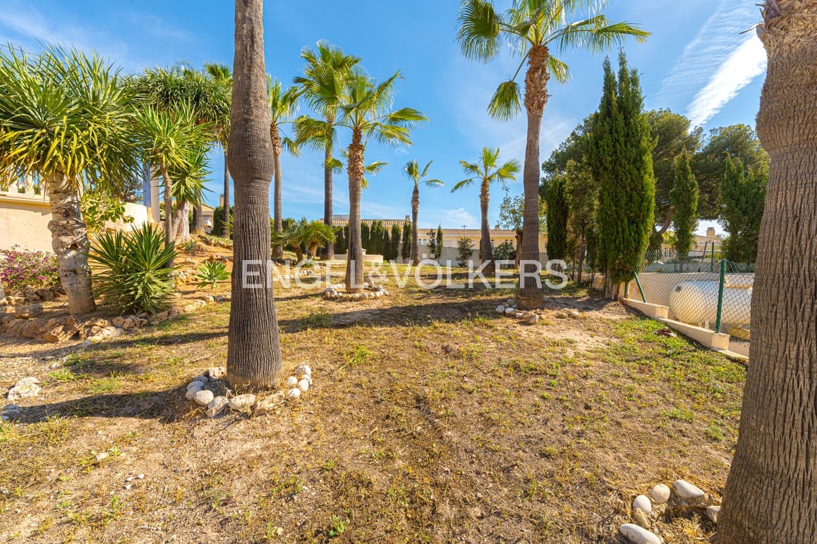 4 sovrum Villa till salu i La Nucia med pool garage - 995 000 € (Ref: 8949239)