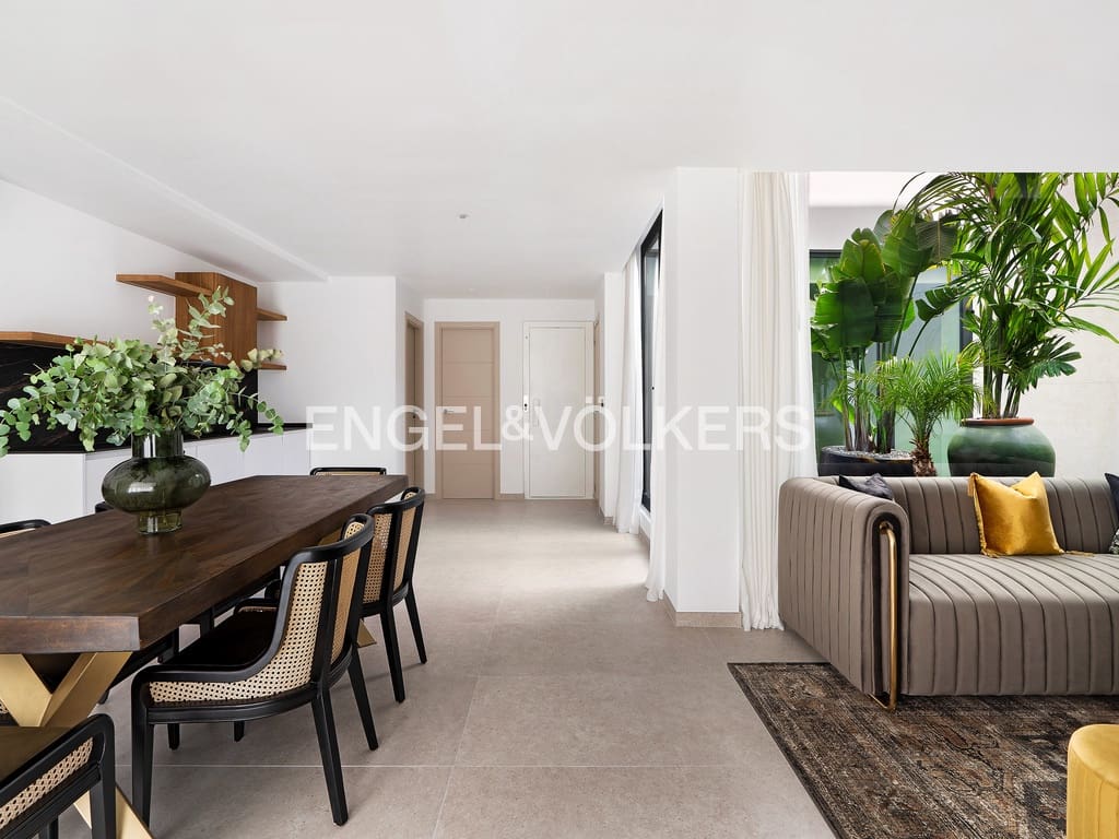 4 slaapkamer Villa te koop in La Nucia met zwembad garage - € 1.280.000 (Ref: 8956327)