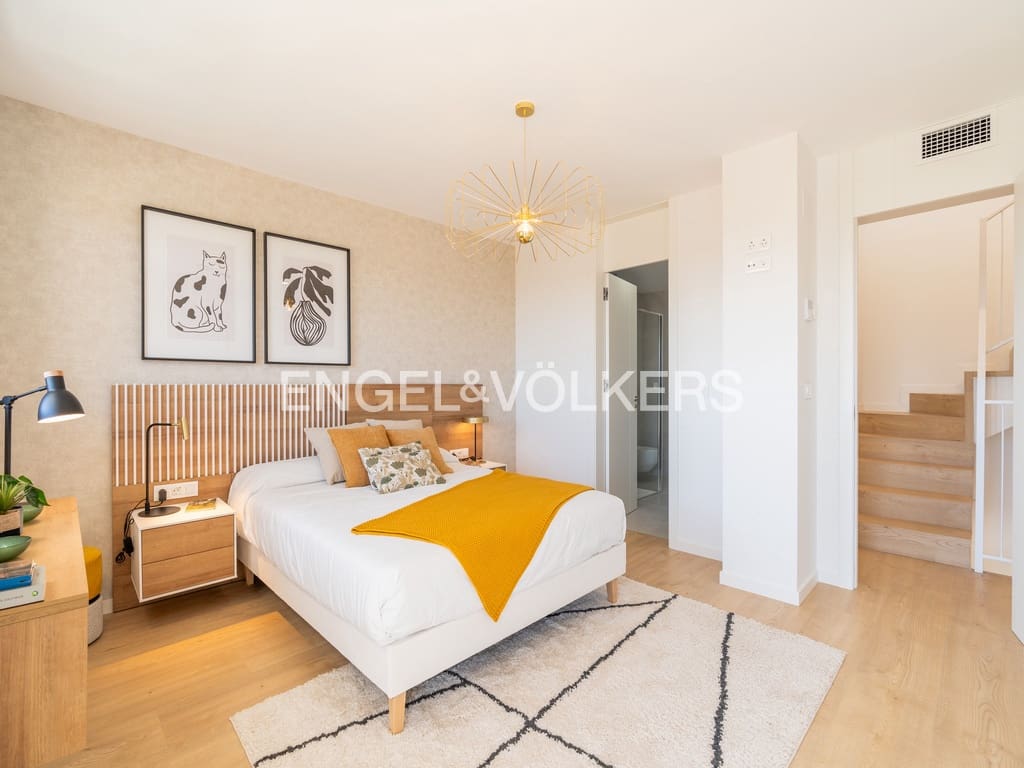 4 bedroom Villa for sale in La Nucia with pool garage - € 449,000 (Ref: 8956483)