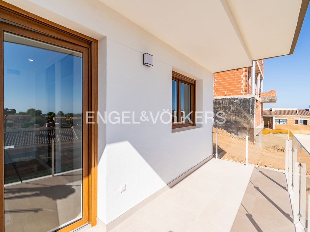 4 bedroom Villa for sale in La Nucia with pool garage - € 449,000 (Ref: 8956483)