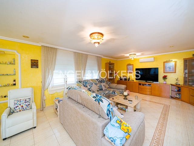 5 slaapkamer Villa te koop in La Nucia met zwembad garage - € 840.000 (Ref: 8969065)