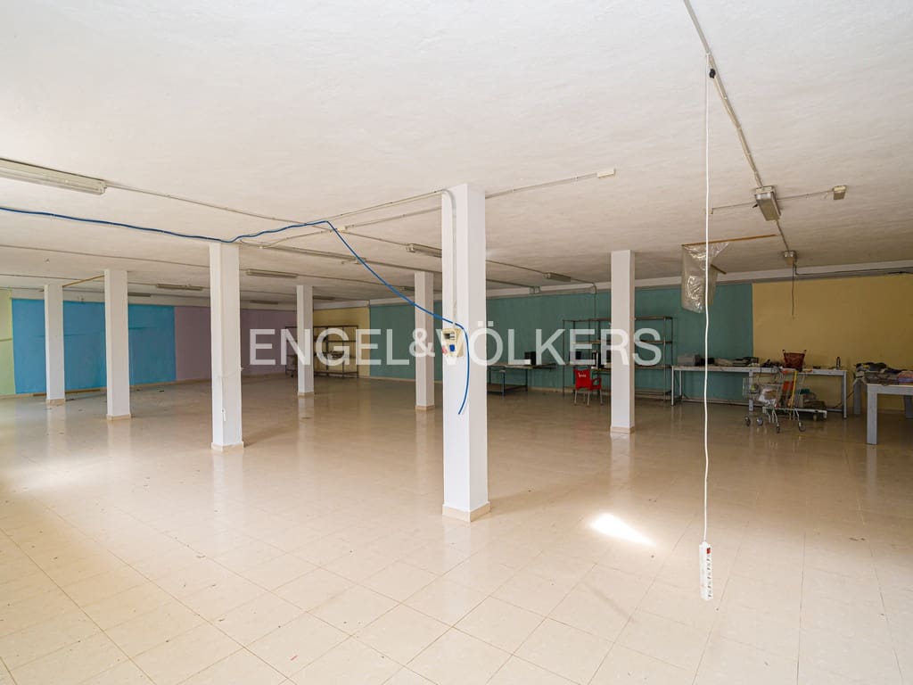 5 chambre Villa/Maison à vendre à La Nucia avec piscine garage - 840 000 € (Ref: 8969065)