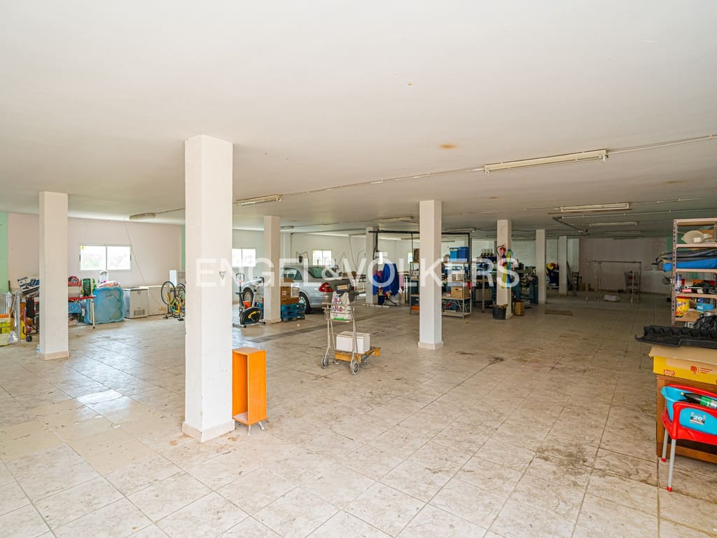 5 chambre Villa/Maison à vendre à La Nucia avec piscine garage - 840 000 € (Ref: 8969065)