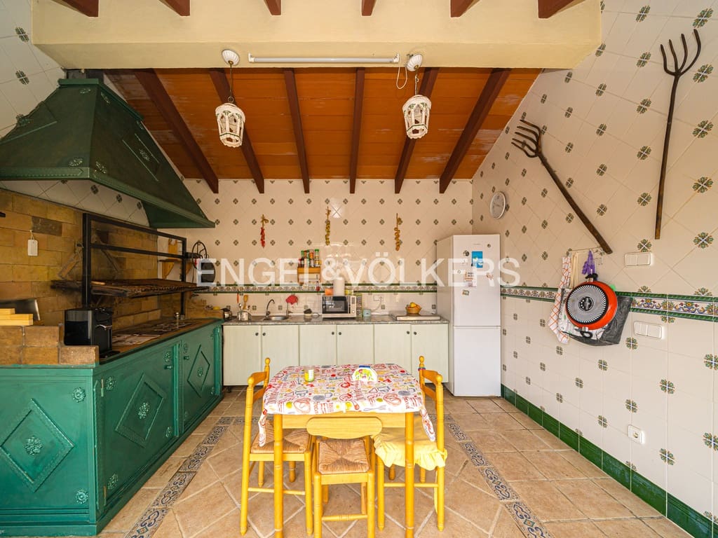 5 chambre Villa/Maison à vendre à La Nucia avec piscine garage - 840 000 € (Ref: 8969065)