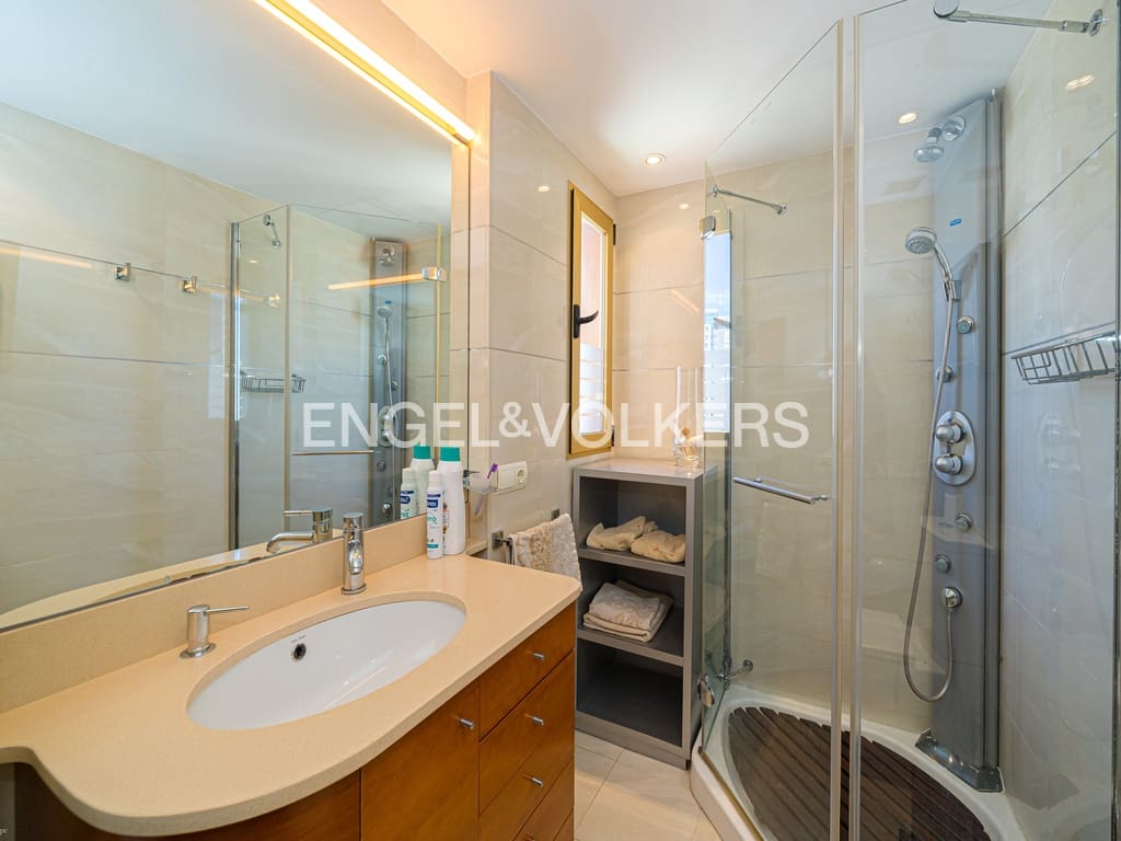 3 Zimmer Apartment zu verkaufen in Benidorm mit Pool Garage - 900.000 € (Ref: 8969066)