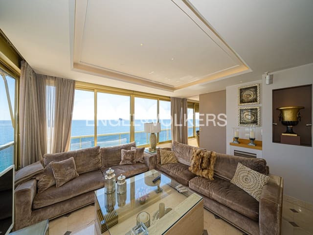3 Zimmer Apartment zu verkaufen in Benidorm mit Pool Garage - 900.000 € (Ref: 8969066)