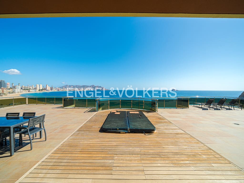 3 soveværelse Villa til salg i Benidorm med swimmingpool garage - € 2.250.000 (Ref: 8970934)