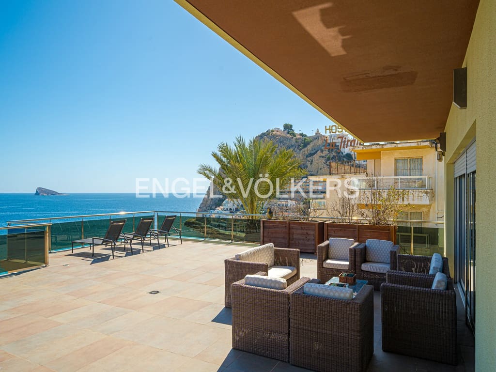 3 soveværelse Villa til salg i Benidorm med swimmingpool garage - € 2.250.000 (Ref: 8970934)