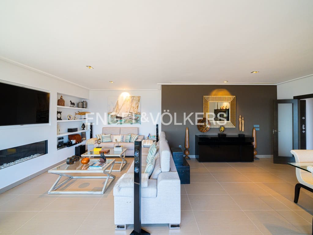 3 soveværelse Villa til salg i Benidorm med swimmingpool garage - € 2.250.000 (Ref: 8970934)