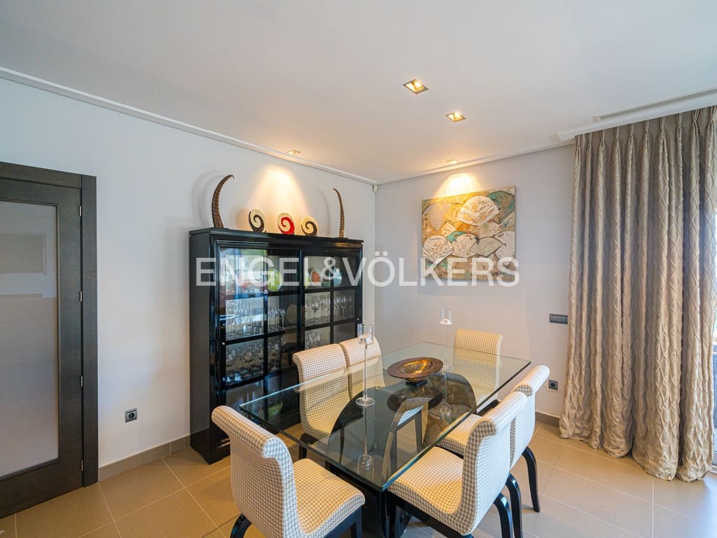 3 soveværelse Villa til salg i Benidorm med swimmingpool garage - € 2.250.000 (Ref: 8970934)