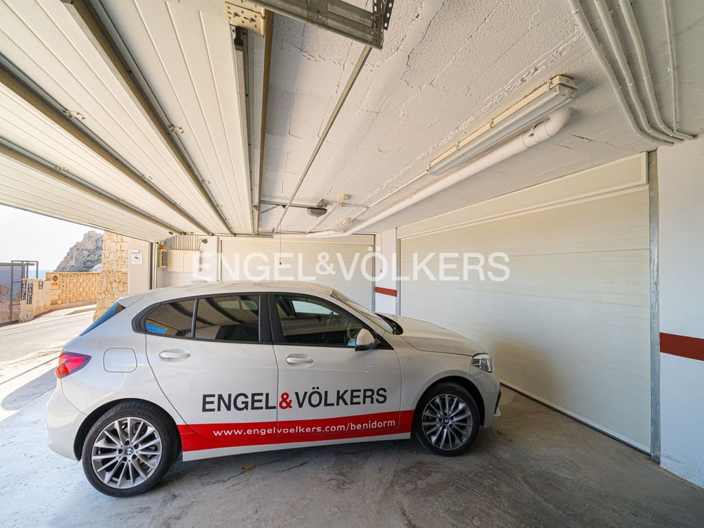 3 soveværelse Villa til salg i Benidorm med swimmingpool garage - € 2.250.000 (Ref: 8970934)