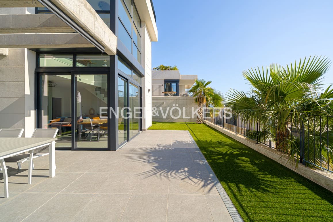 3 quarto Moradia para venda em Polop com piscina garagem - 720 000 € (Ref: 8973408)