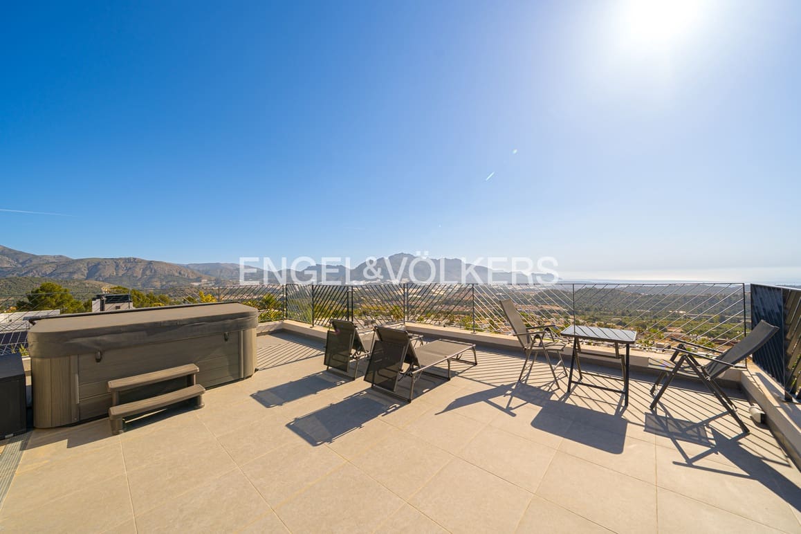 3 quarto Moradia para venda em Polop com piscina garagem - 720 000 € (Ref: 8973408)