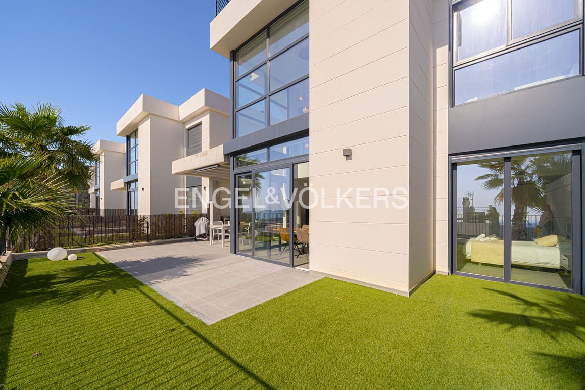 3 quarto Moradia para venda em Polop com piscina garagem - 720 000 € (Ref: 8973408)