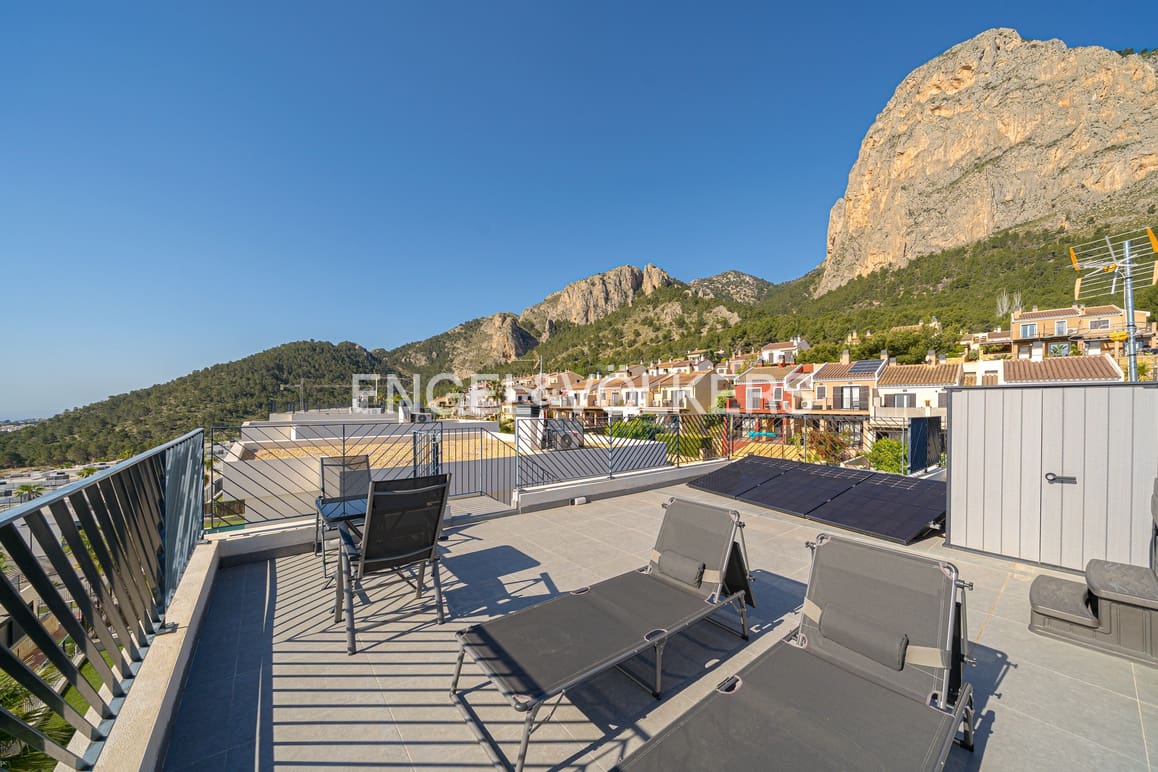 3 quarto Moradia para venda em Polop com piscina garagem - 720 000 € (Ref: 8973408)