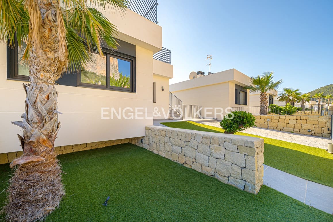 3 quarto Moradia para venda em Polop com piscina garagem - 720 000 € (Ref: 8973408)