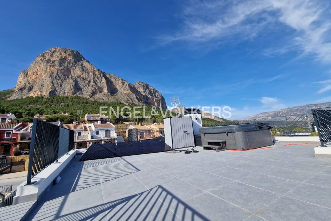 3 quarto Moradia para venda em Polop com piscina garagem - 720 000 € (Ref: 8973408)