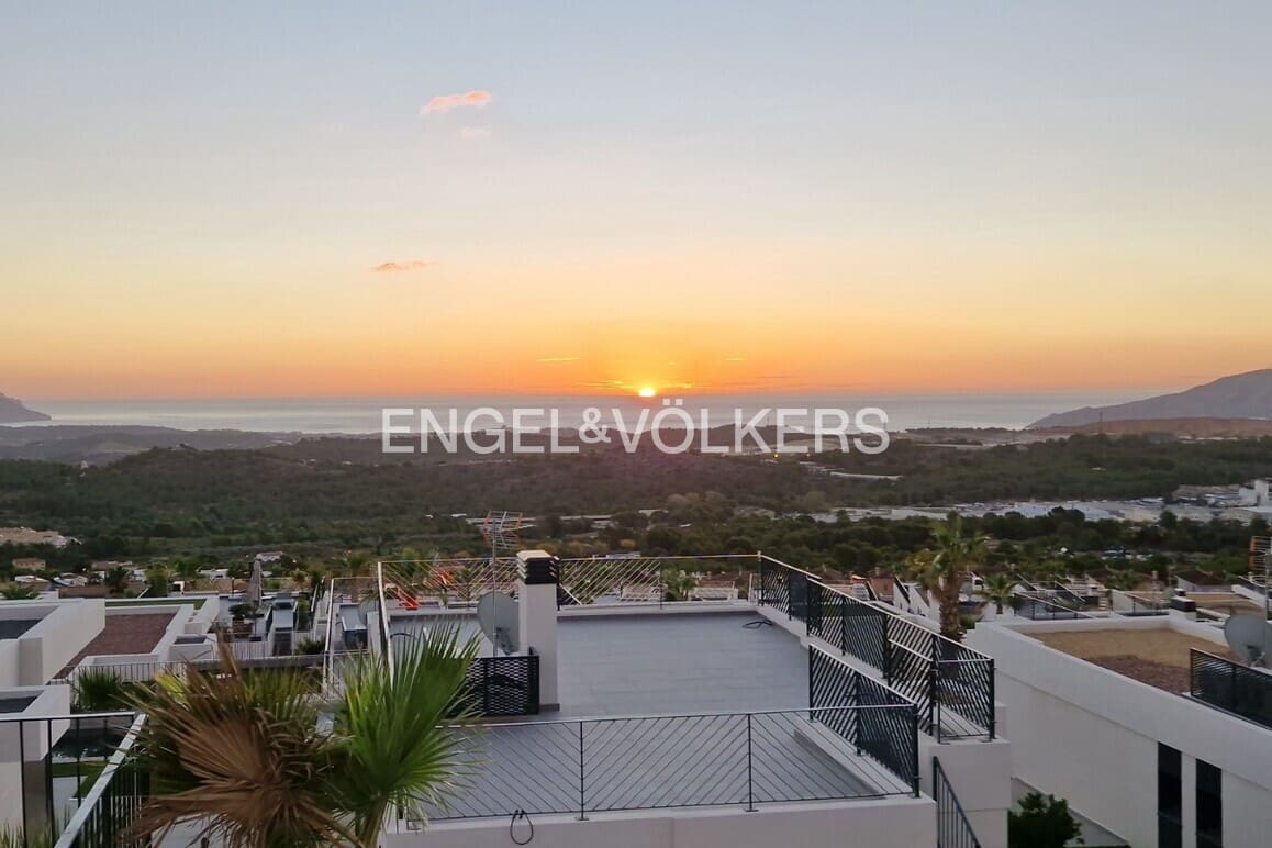 3 quarto Moradia para venda em Polop com piscina garagem - 720 000 € (Ref: 8973408)