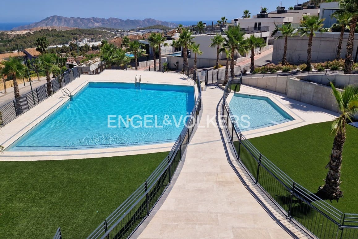 3 quarto Moradia para venda em Polop com piscina garagem - 720 000 € (Ref: 8973408)