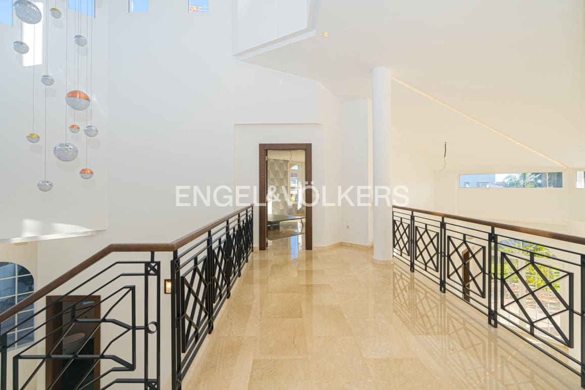 6 camera da letto Villa in vendita in Alfaz del Pi / L'Alfas del Pi con piscina garage - 1.600.000 € (Rif: 8987038)