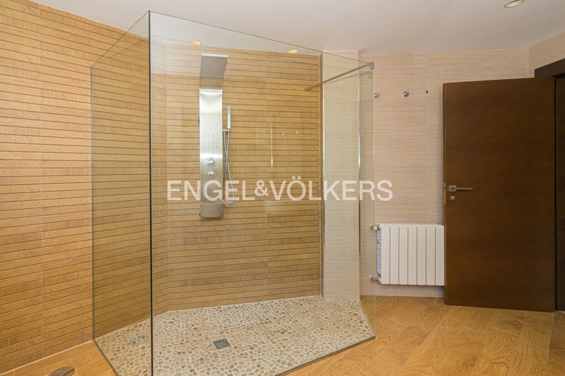 6 camera da letto Villa in vendita in Alfaz del Pi / L'Alfas del Pi con piscina garage - 1.600.000 € (Rif: 8987038)