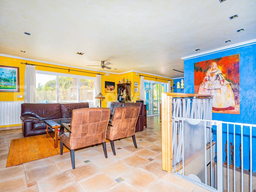 5 soveværelse Villa til salg i Benidorm med swimmingpool garage - € 800.000 (Ref: 8987265)