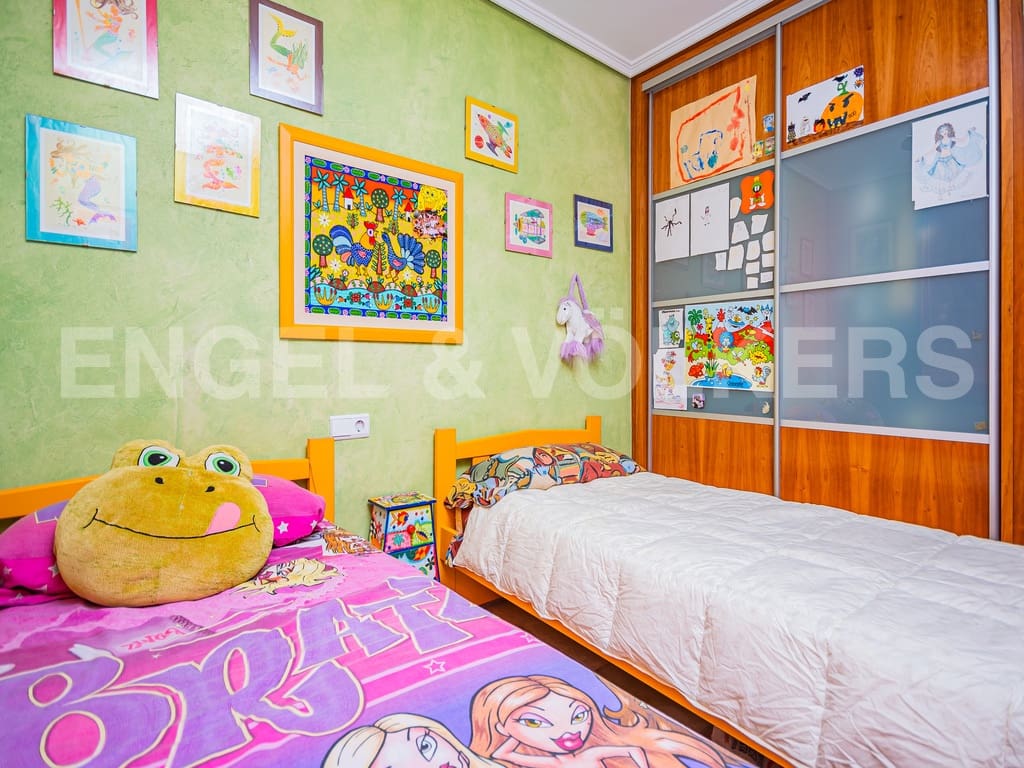 5 soveværelse Villa til salg i Benidorm med swimmingpool garage - € 800.000 (Ref: 8987265)